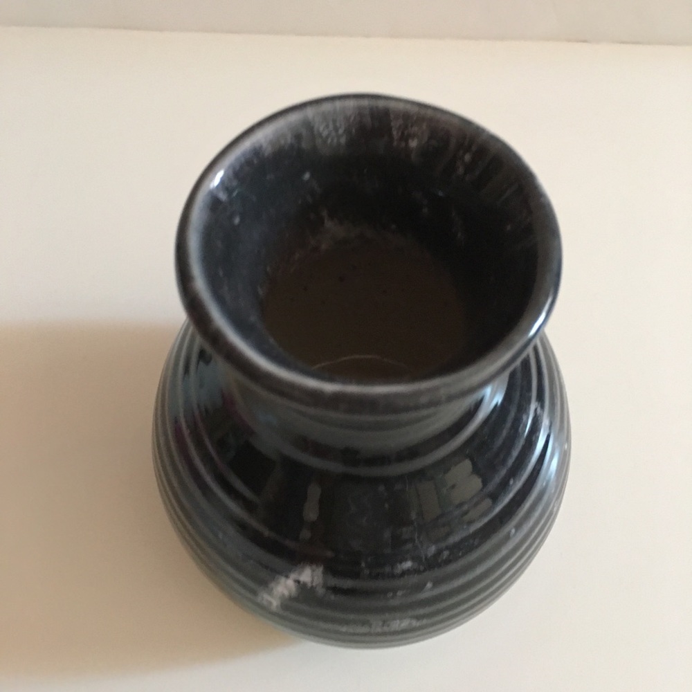 Black Glazed Clay Vase - Picture 3 of 8